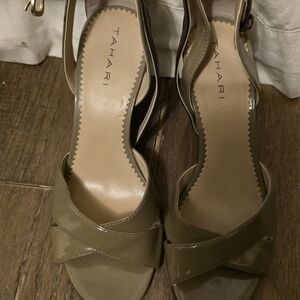 Tahari Gianna Taupe Wedge Sandals - Size 6M